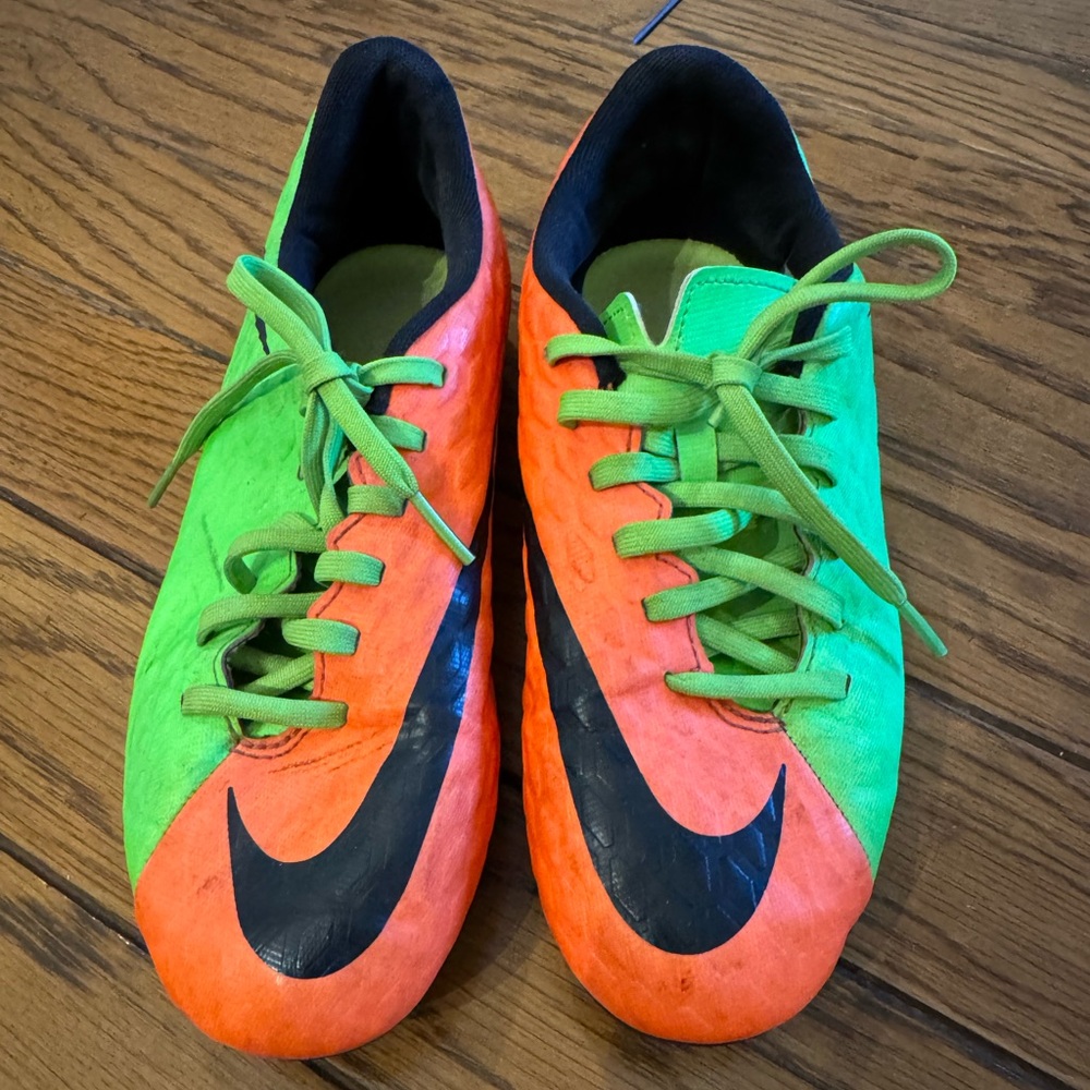 Boys Nike Soccer Cleats Orange and Green